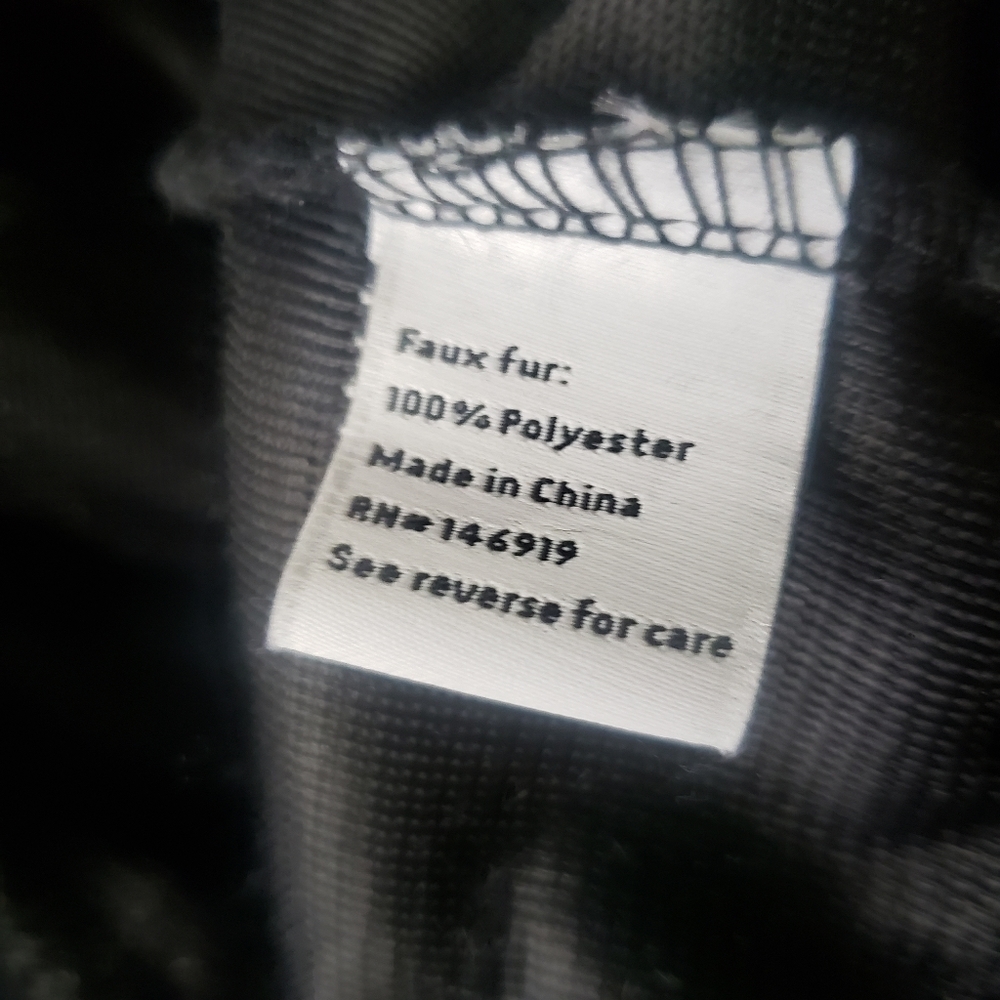 Nine West Luxe Black Sweatshirt Top Black Faux Fur Comfy XL Large Quarter Zip - Picture 13 of 13